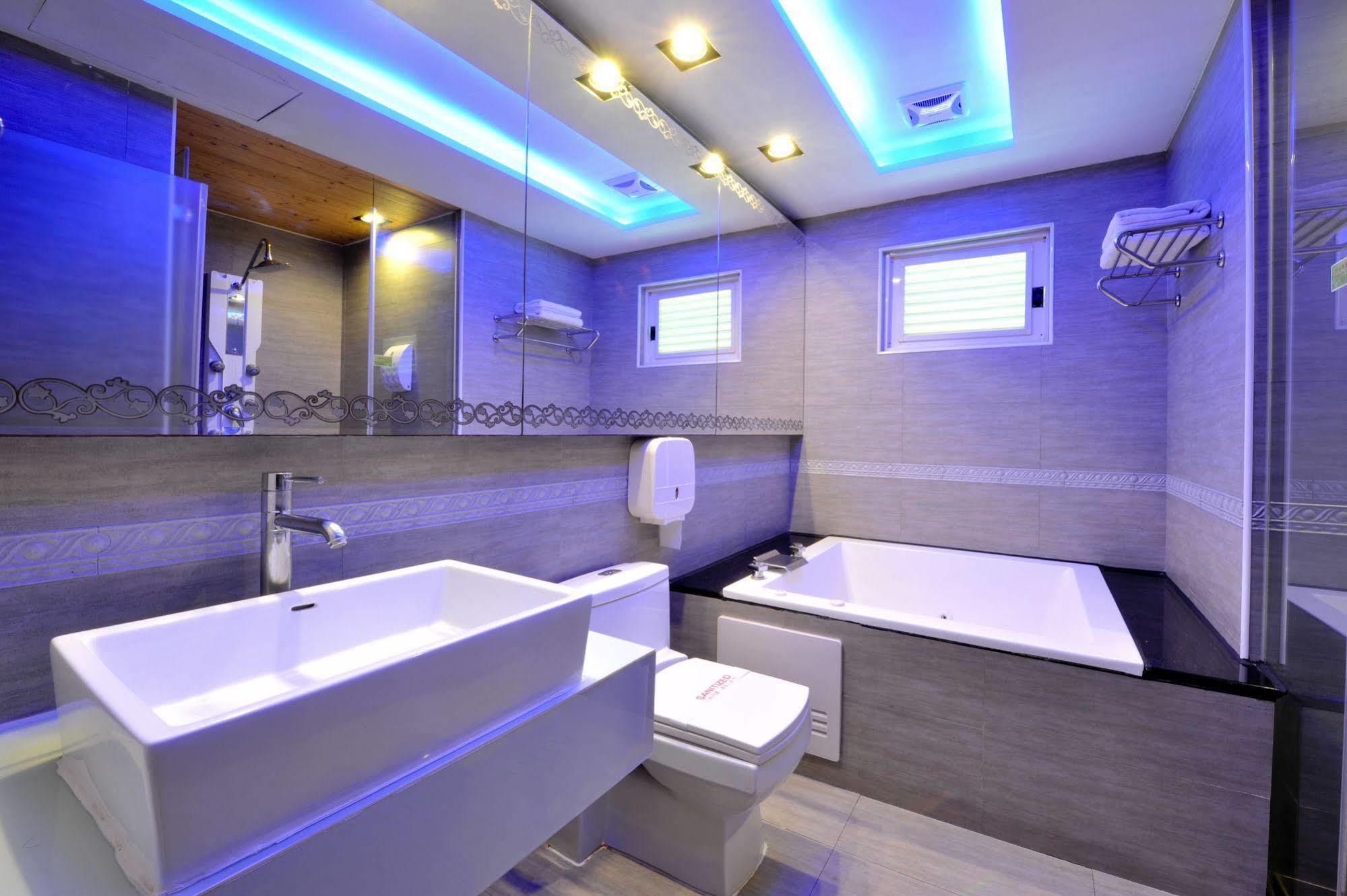 Zj Motel Thành phố Tân Trúc Ngoại thất bức ảnh